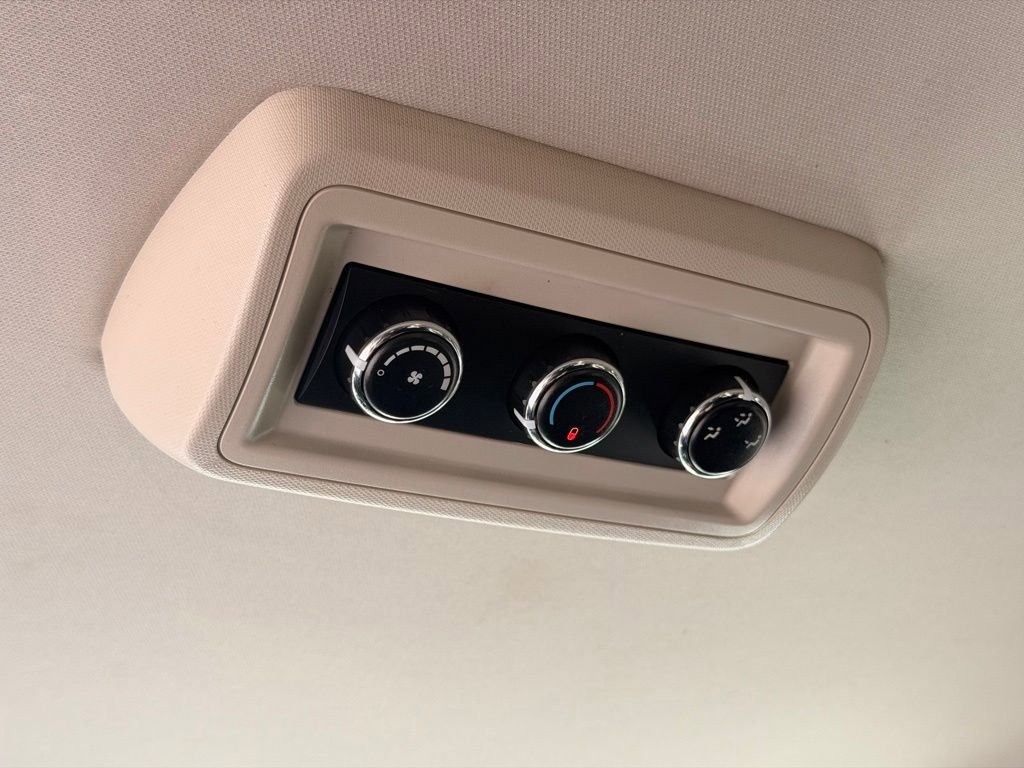 Used 2017 Dodge Grand Caravan SE w/ Power Window Group FWD image 16