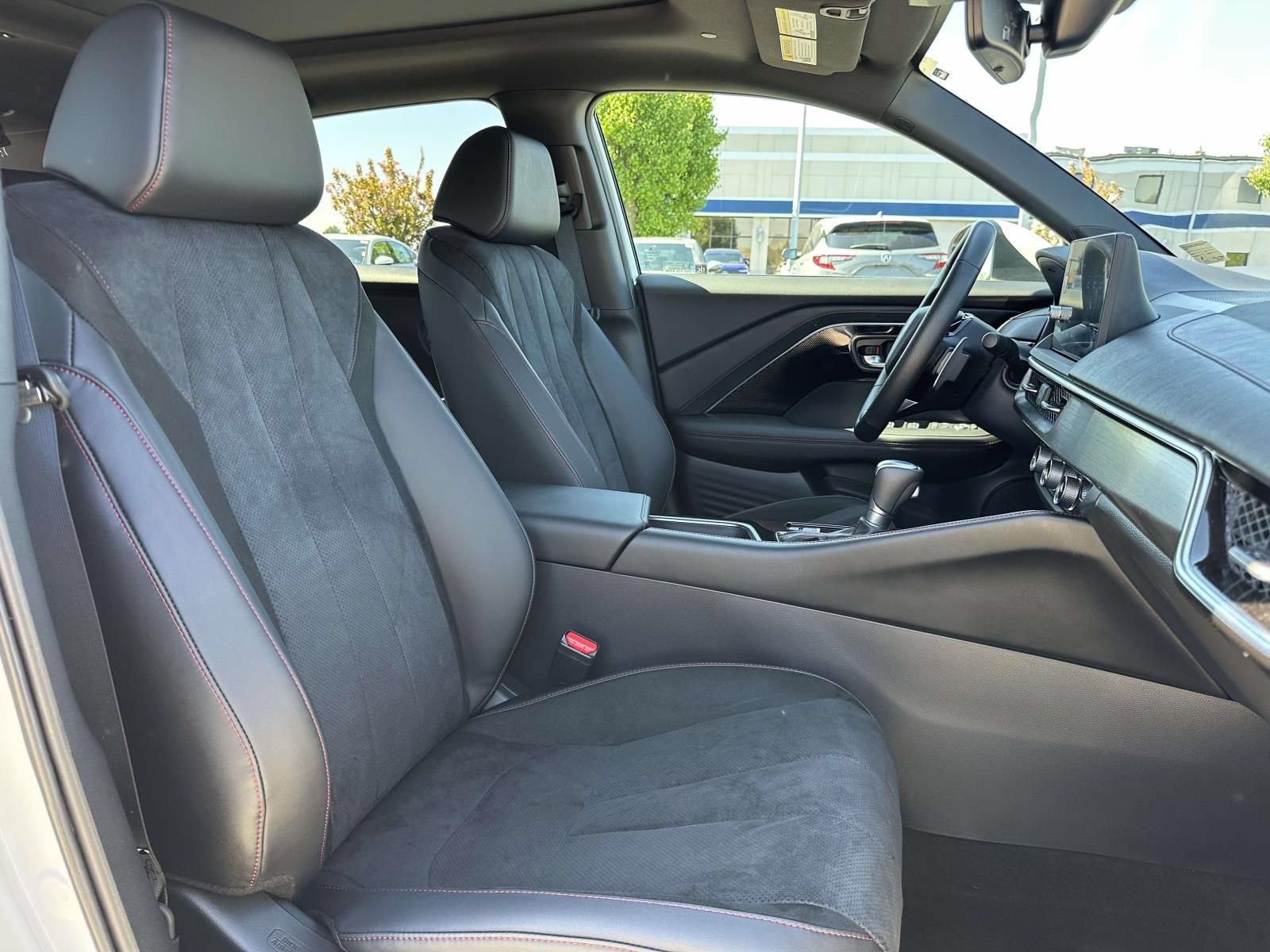 Certified 2025 Acura ADX A-Spec AWD/4WD image 10