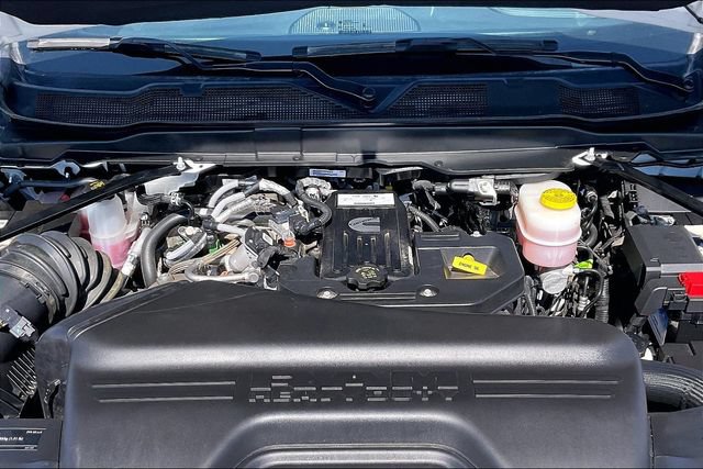 Used 2025 RAM 2500 Laramie AWD/4WD image 9