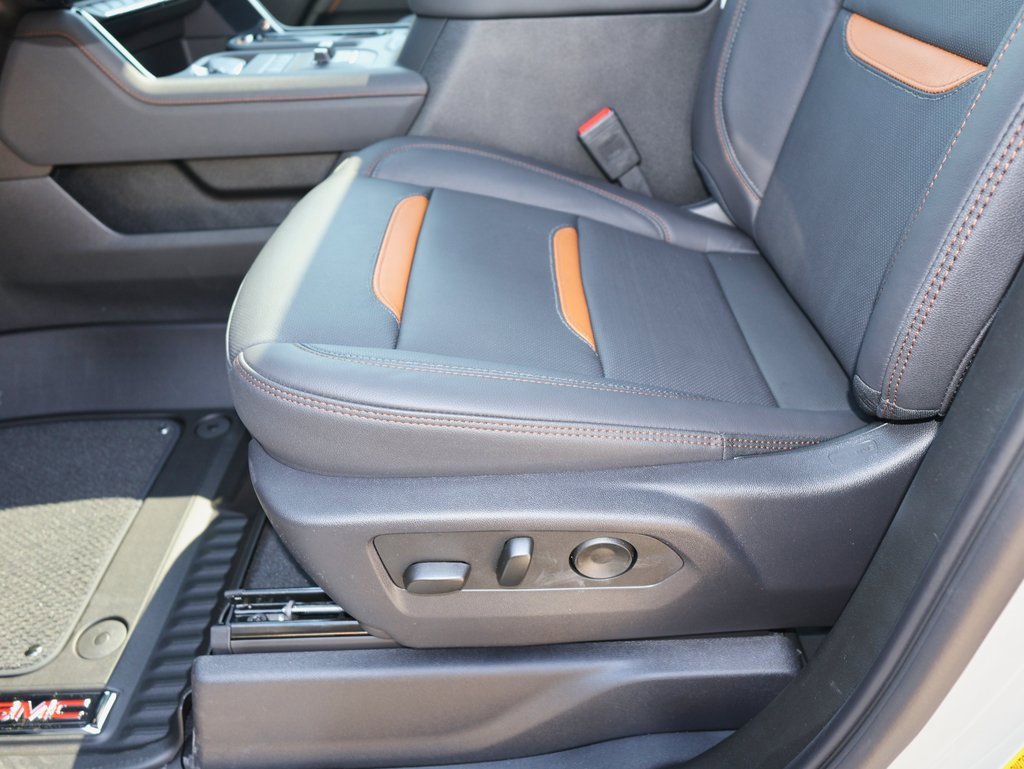 New 2026 GMC Sierra 2500 AT4 w/ AT4 Premium Plus Package image 13