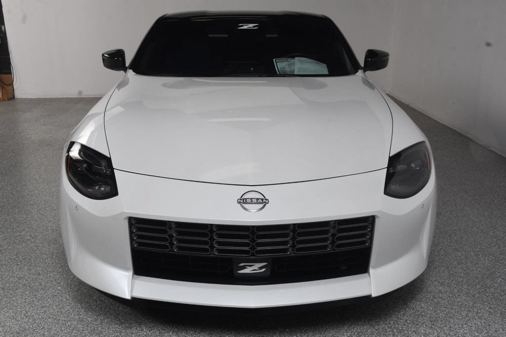 Used 2024 Nissan Z Performance w/ Floor Mat Package RWD image 16