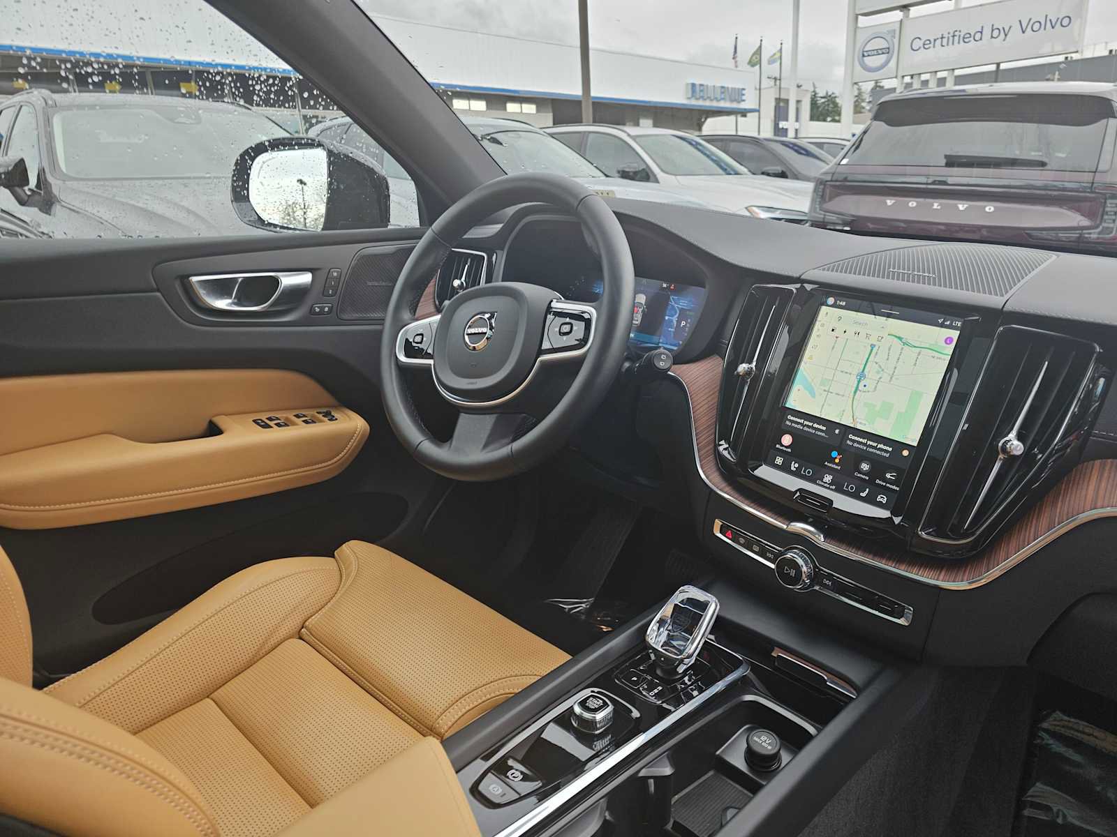 Certified 2025 Volvo XC60 T8 Ultra w/ Protection Package Premier image 10