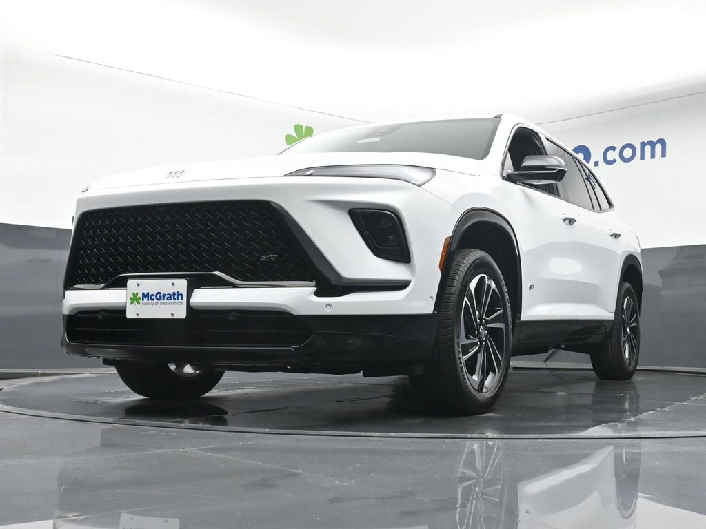 New 2026 Buick Enclave Sport Touring w/ Super Cruise Package image 6