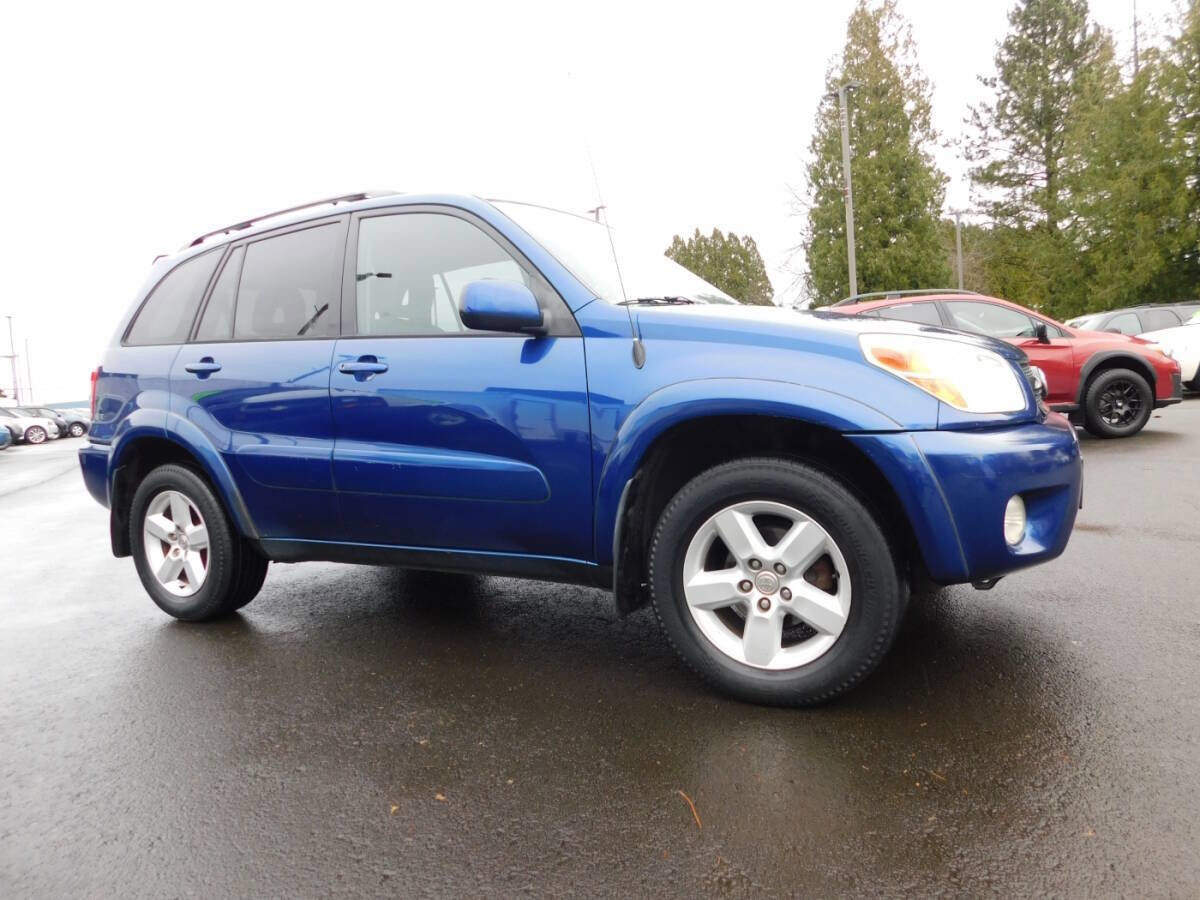 Used 2005 Toyota RAV4 4WD image 1