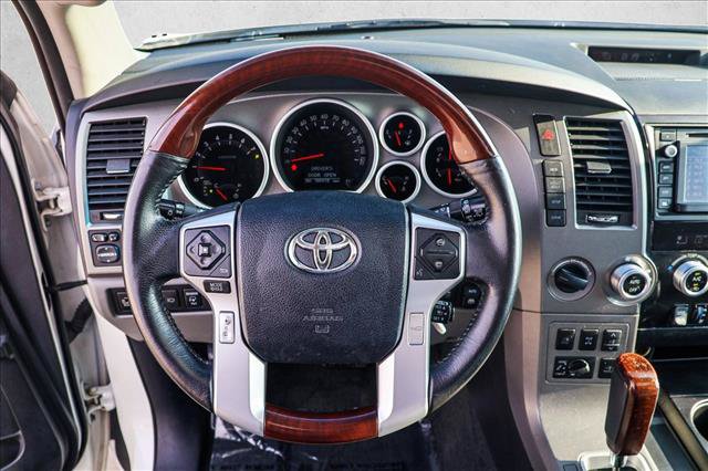 Used 2015 Toyota Sequoia Platinum AWD/4WD image 13