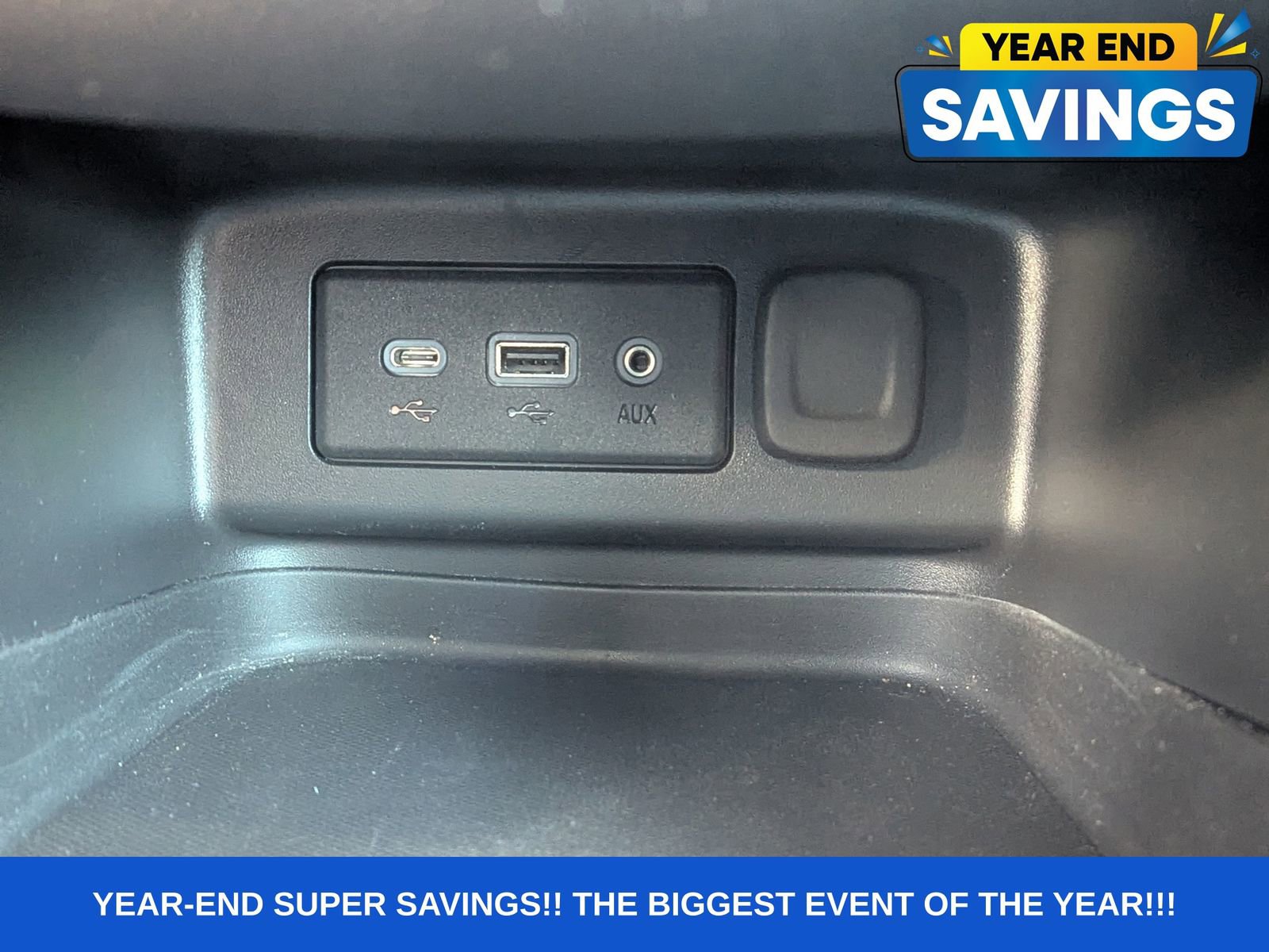 Used 2023 Chevrolet Equinox LT image 30