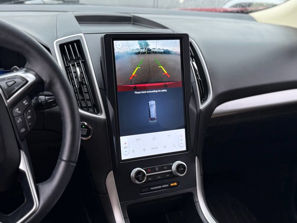 Certified 2023 Ford Edge SEL w/ Convenience Package AWD/4WD image 4