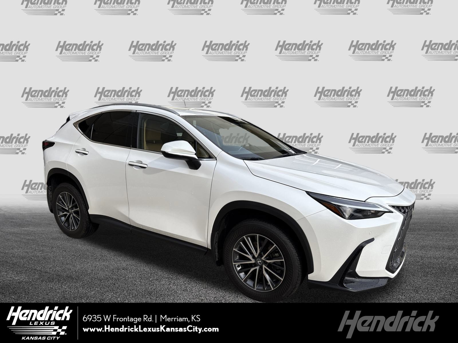 Used 2025 Lexus NX 350 AWD image 1