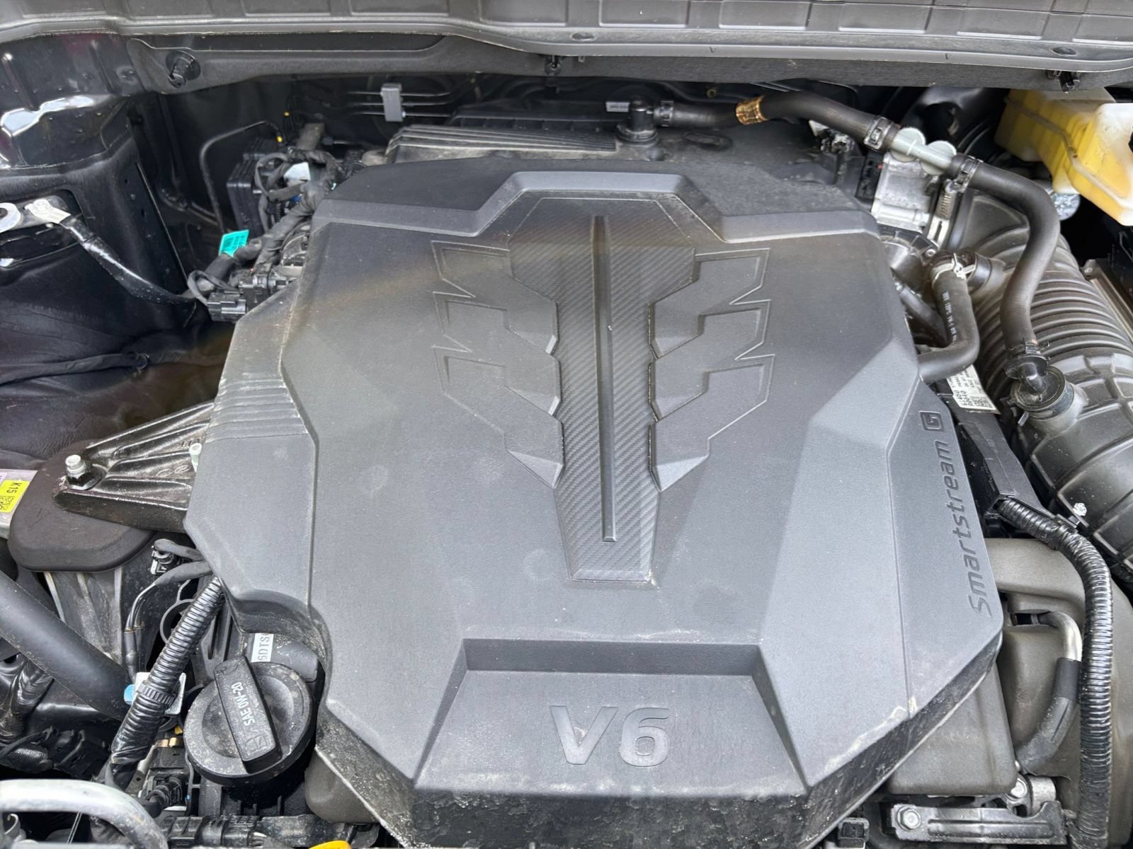 Used 2026 Kia Carnival FWD image 34