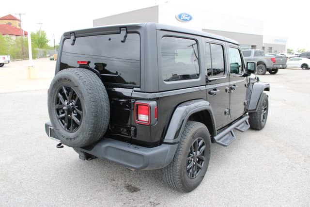 Used 2023 Jeep Wrangler Unlimited Sport AWD/4WD image 5