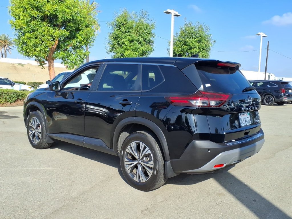 Certified 2023 Nissan Rogue SV AWD/4WD image 7