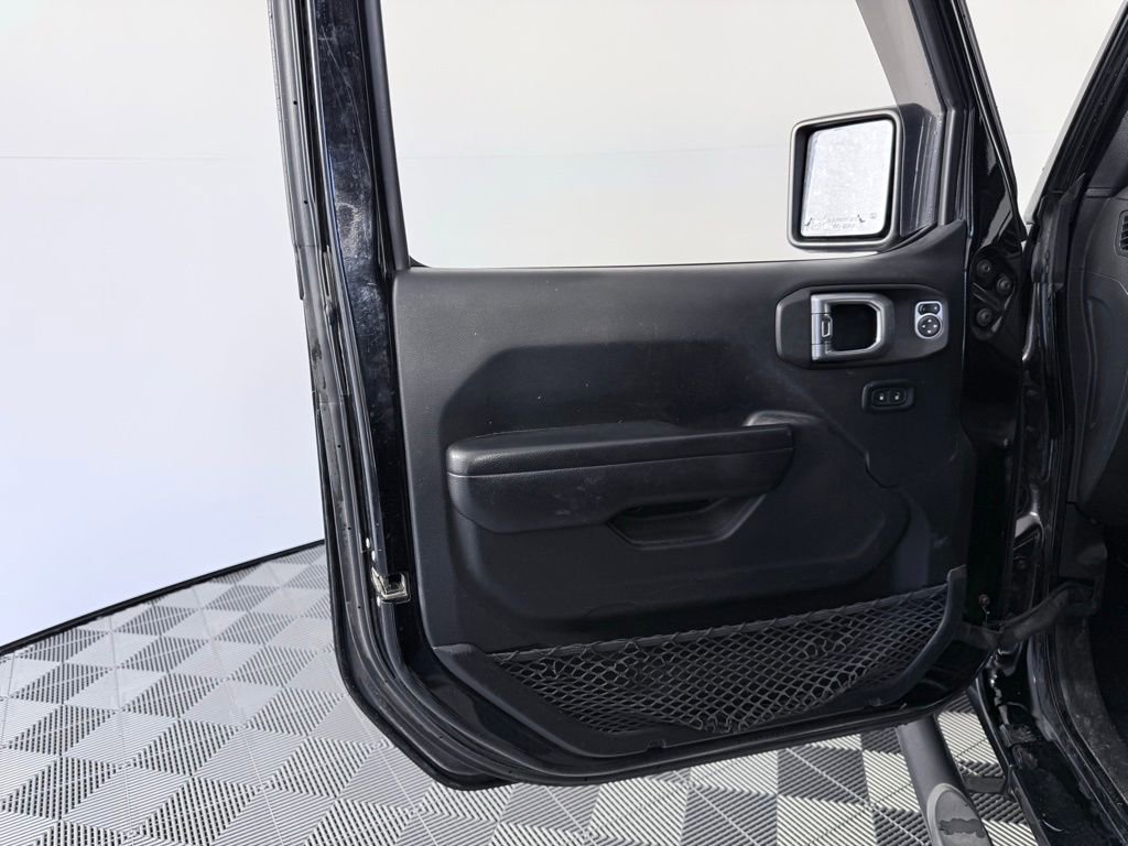 Used 2018 Jeep Wrangler Unlimited Sport S image 10