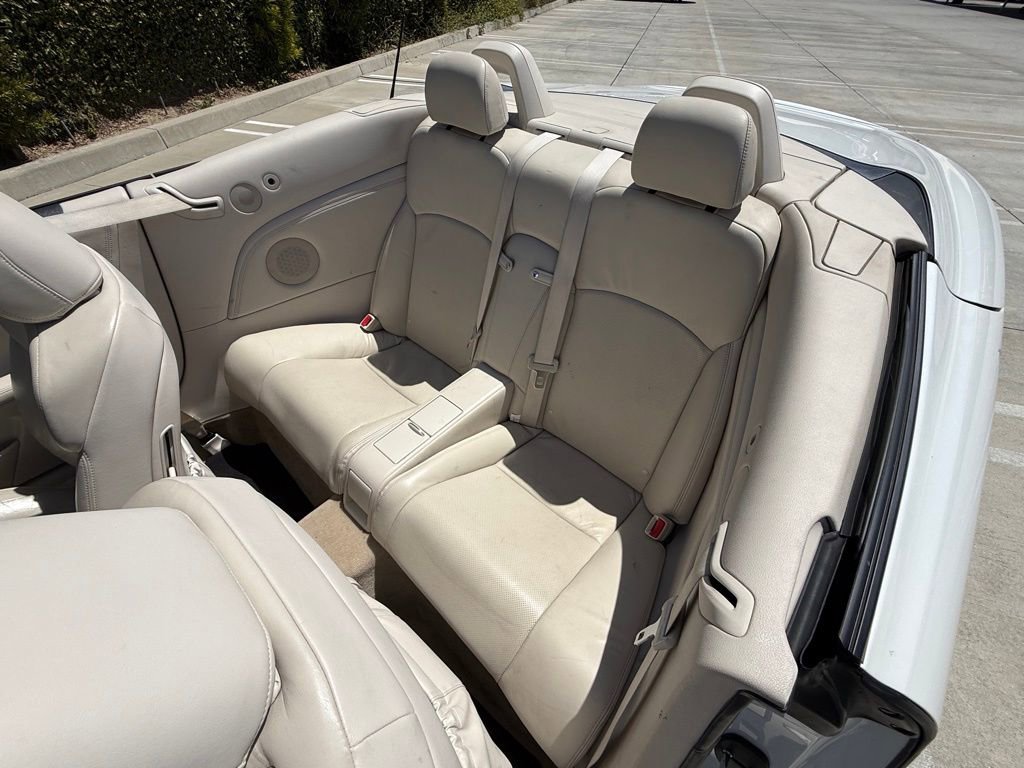 Used 2011 Lexus IS 250C RWD image 14