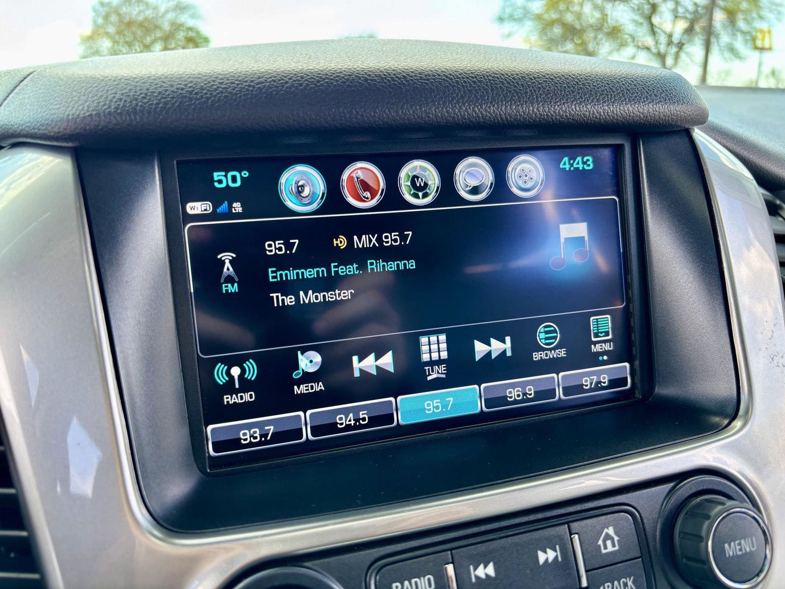 Used 2018 Chevrolet Suburban LT AWD/4WD image 32