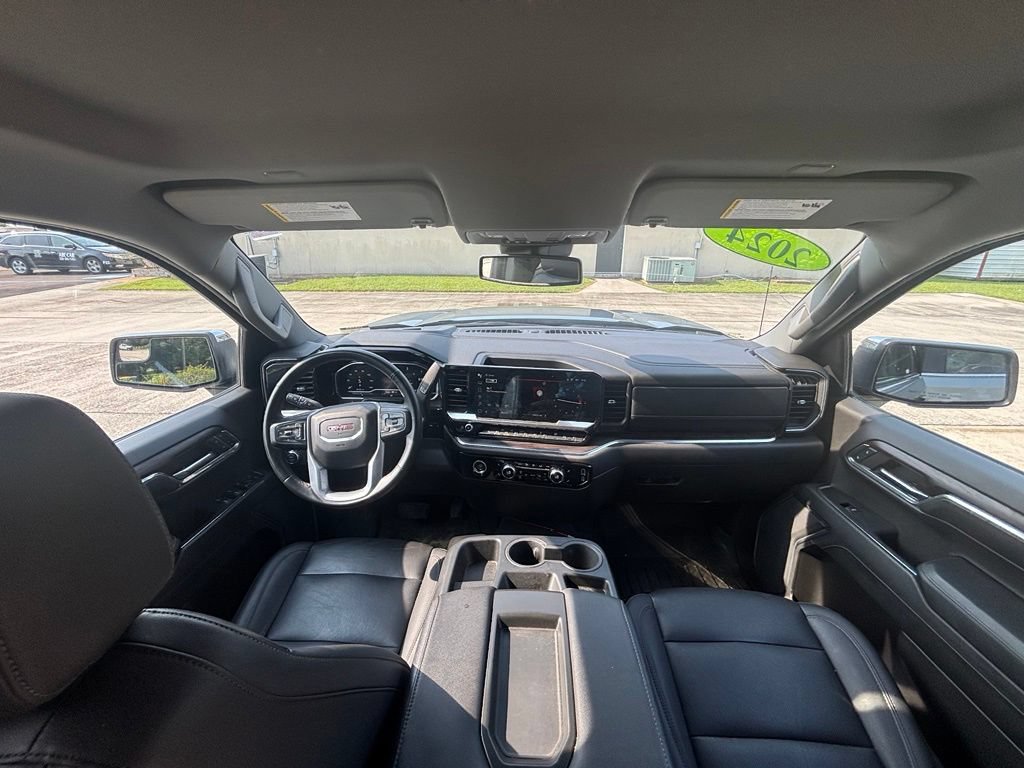 Used 2024 GMC Sierra 1500 SLT AWD/4WD image 19