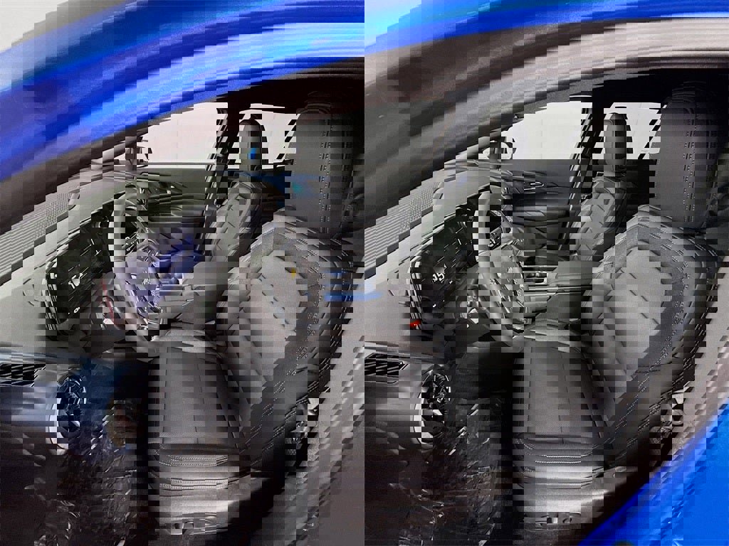 New 2026 Chevrolet Equinox EV LT image 16