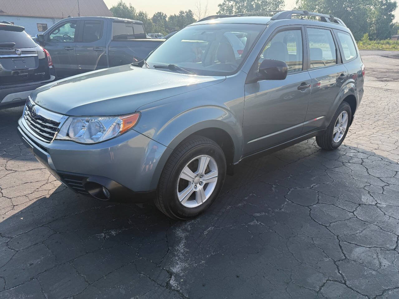 Used 2010 Subaru Forester 2.5X AWD/4WD image 3