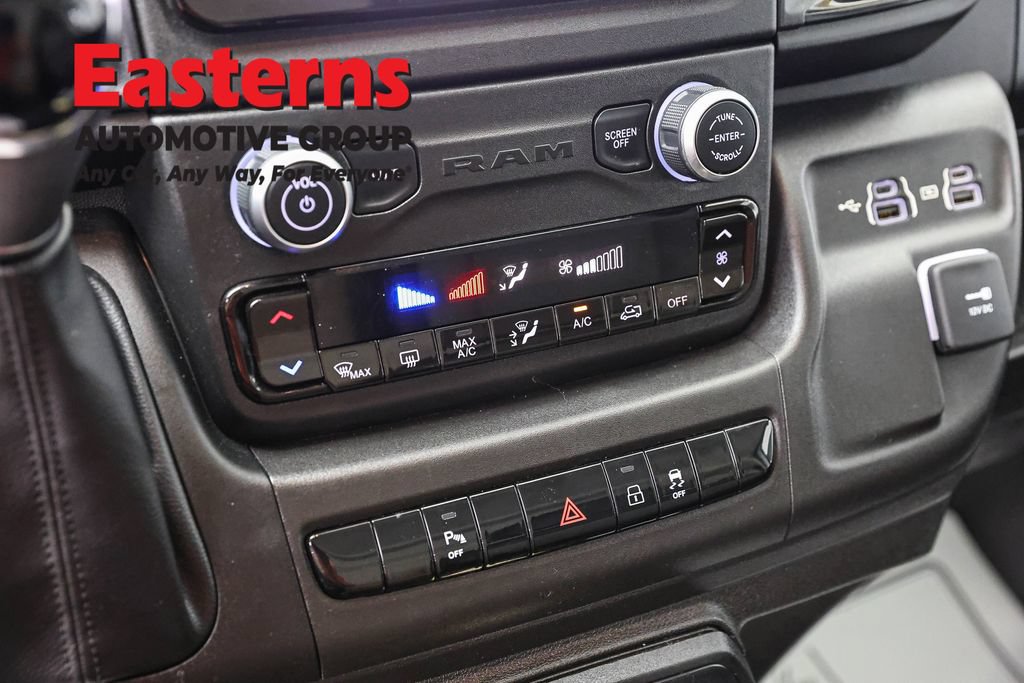 Used 2022 RAM ProMaster 3500 w/ Driver Convenience Group FWD image 20