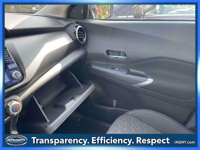 Certified 2023 Nissan Kicks SV FWD image 31