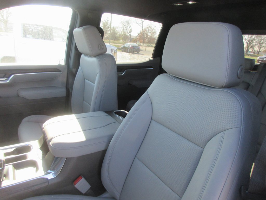 New 2026 GMC Sierra 1500 SLT w/ SLT Premium Plus Package image 14