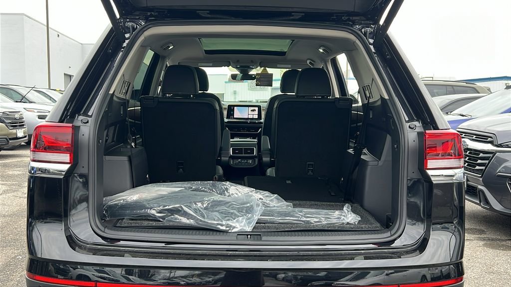 New 2026 Volkswagen Atlas SE image 15