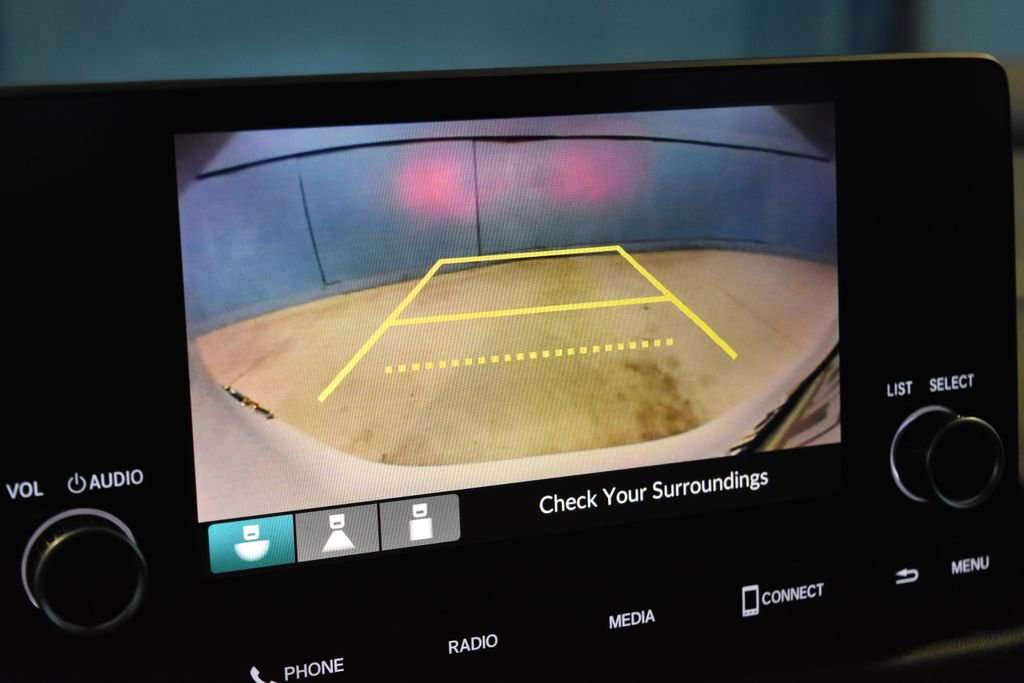 Used 2023 Honda HR-V LX image 12