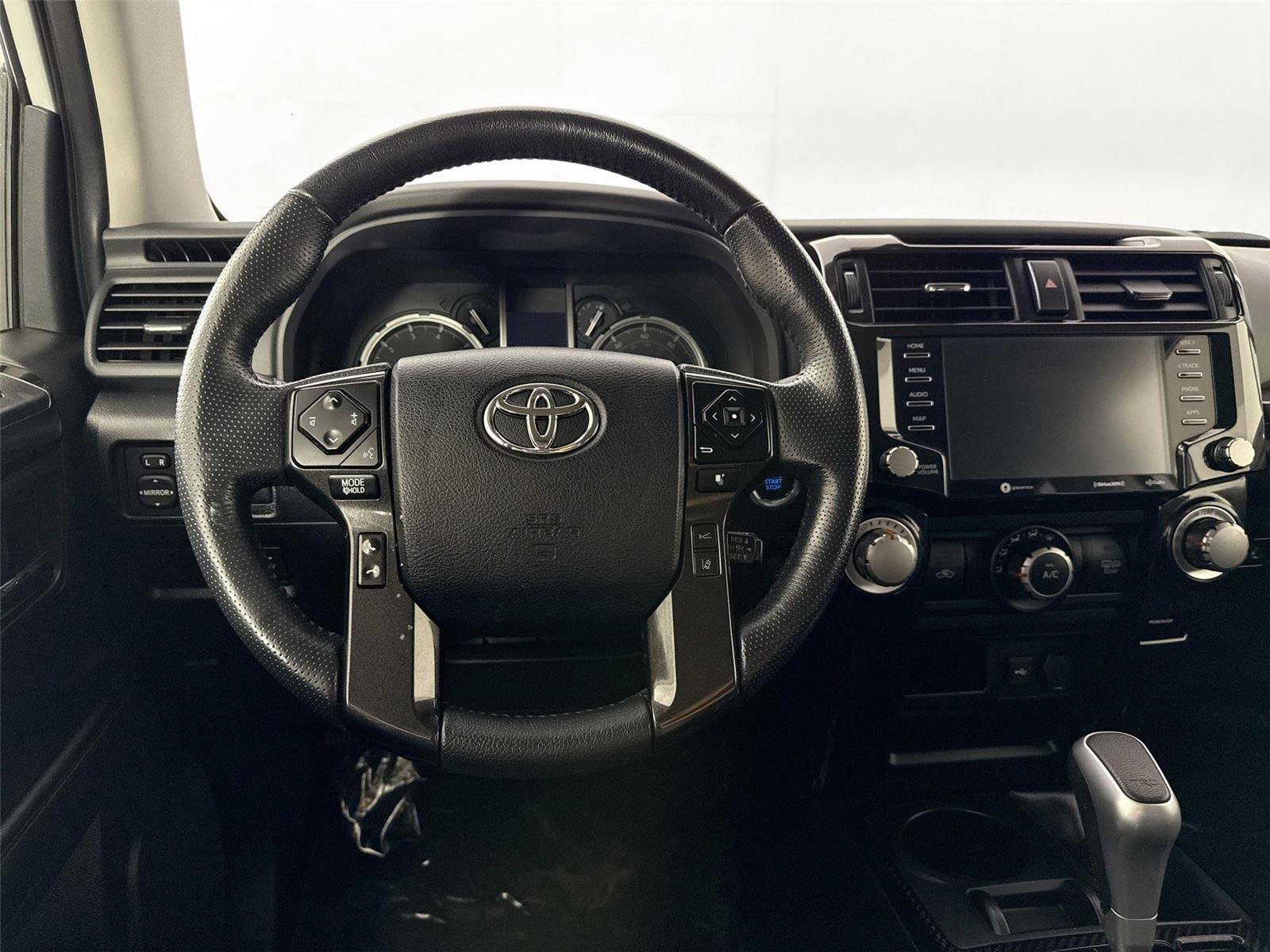 Certified 2024 Toyota 4Runner TRD Off-Road Premium image 32