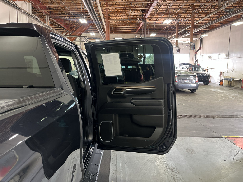 Certified 2022 Chevrolet Silverado 1500 LT AWD/4WD image 24