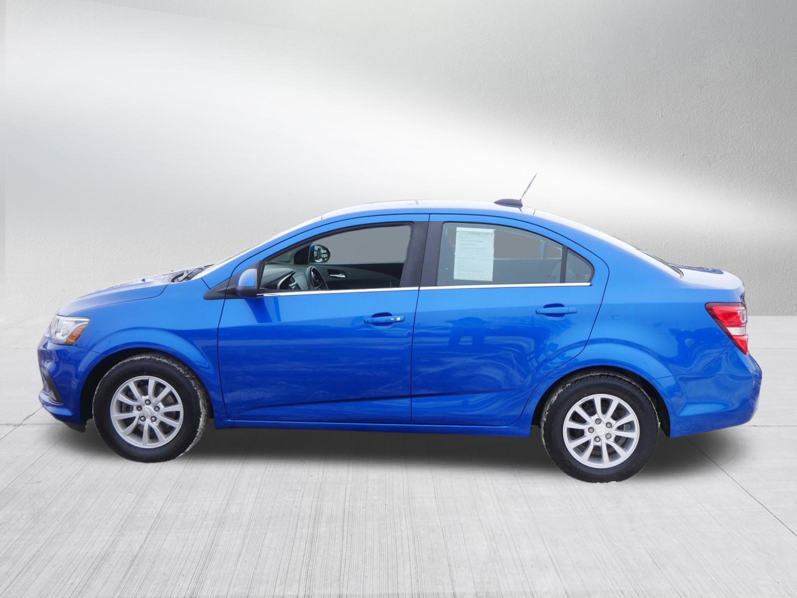 Used 2019 Chevrolet Sonic LT w/ Convenience Package image 4