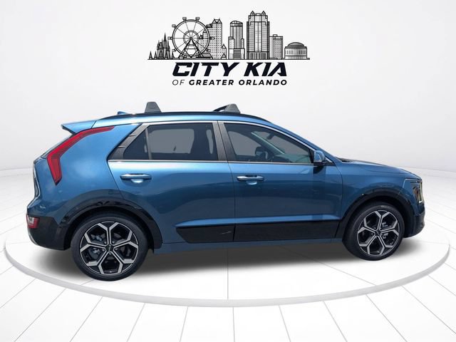 Certified 2025 Kia Niro SX Touring FWD image 6