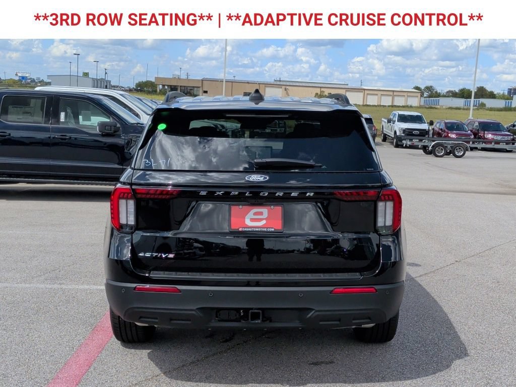 New 2027 Ford Explorer Active RWD image 7