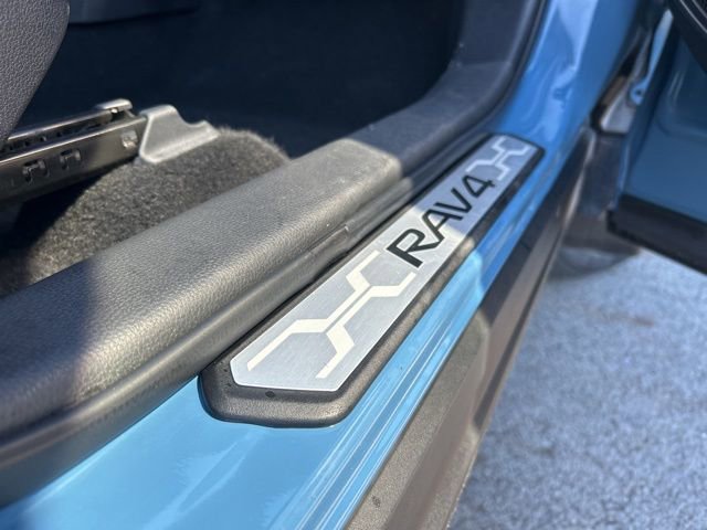 Used 2023 Toyota RAV4 SE w/ Convenience Package AWD/4WD image 36