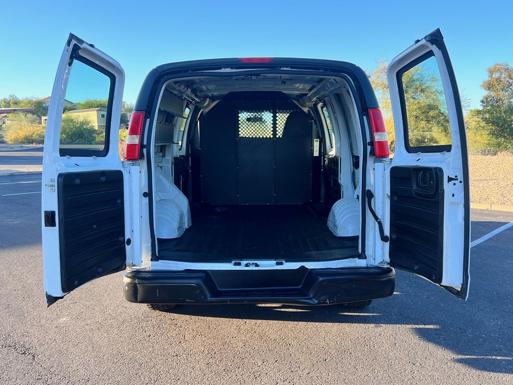 Used 2012 GMC Savana 1500 AWD image 4