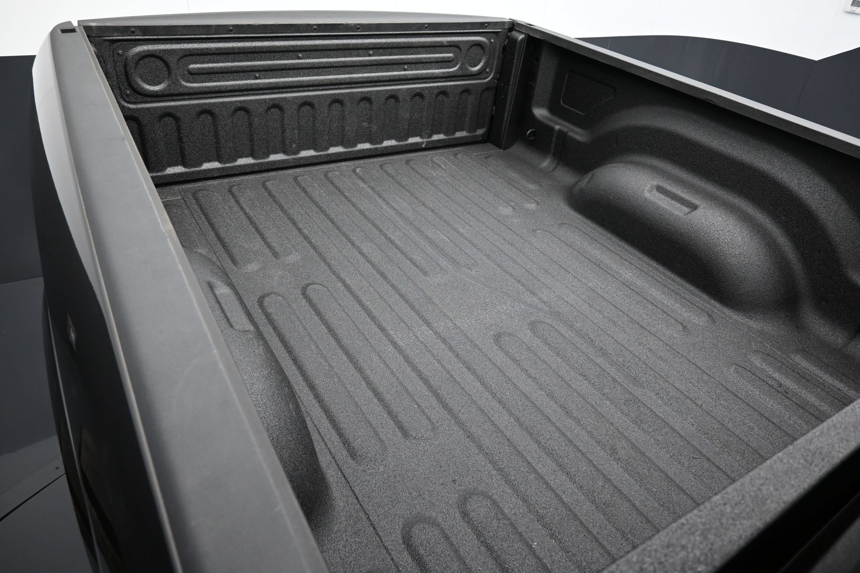 Used 2018 RAM 2500 Laramie w/ Snow Chief Group AWD/4WD image 42