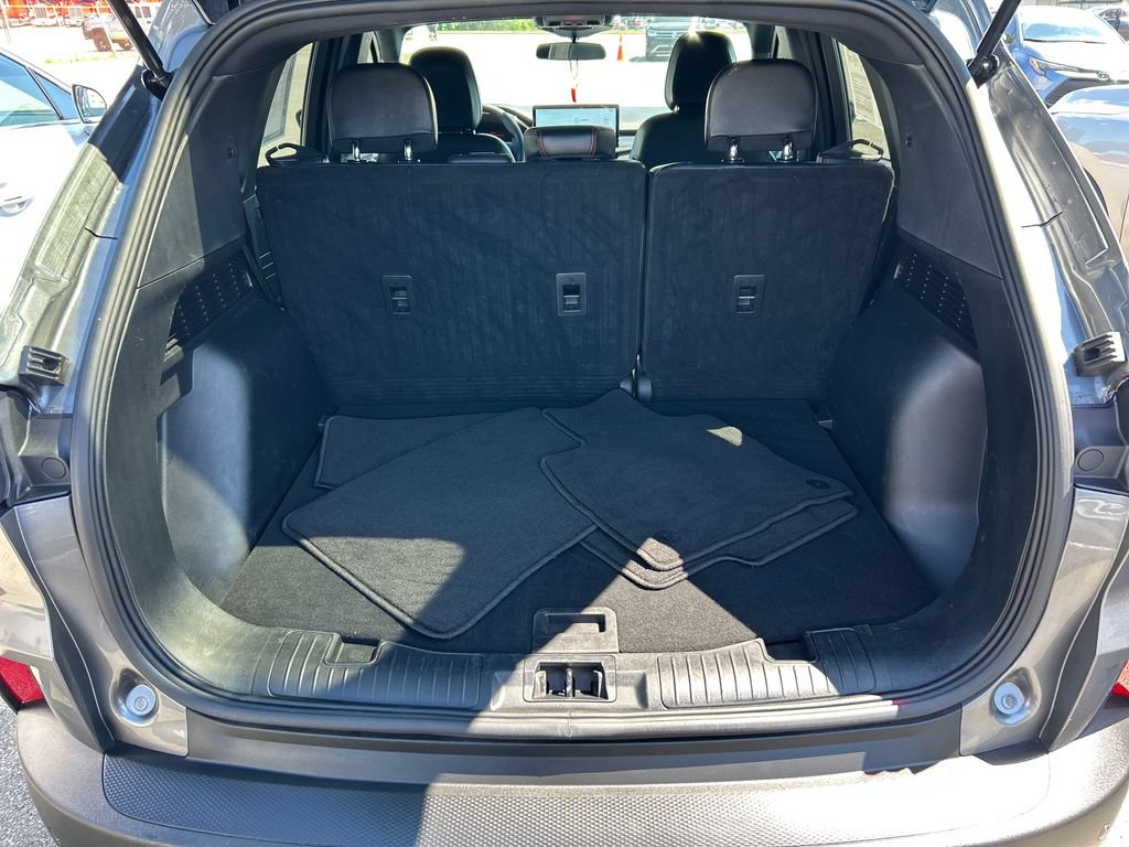 Used 2025 Ford Escape ST-Line w/ Tech Pack #1 FWD image 25