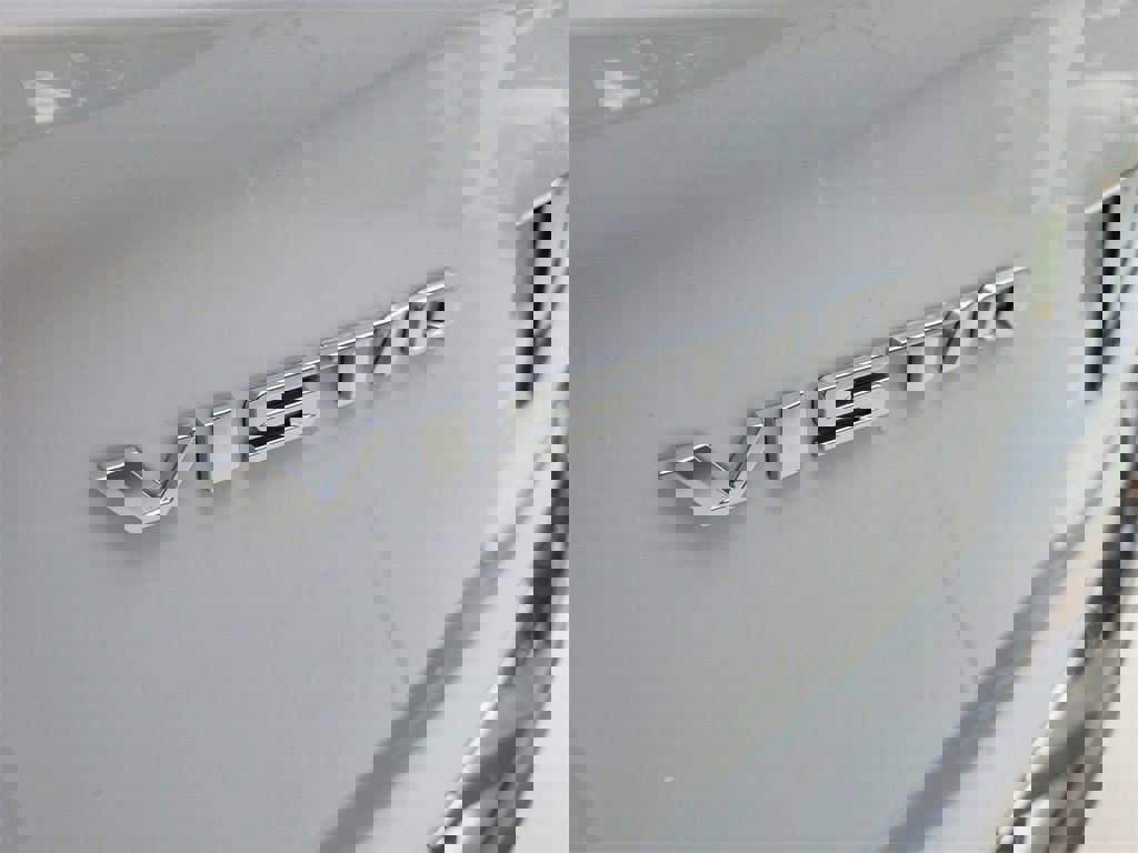 New 2026 Cadillac Vistiq Sport image 11