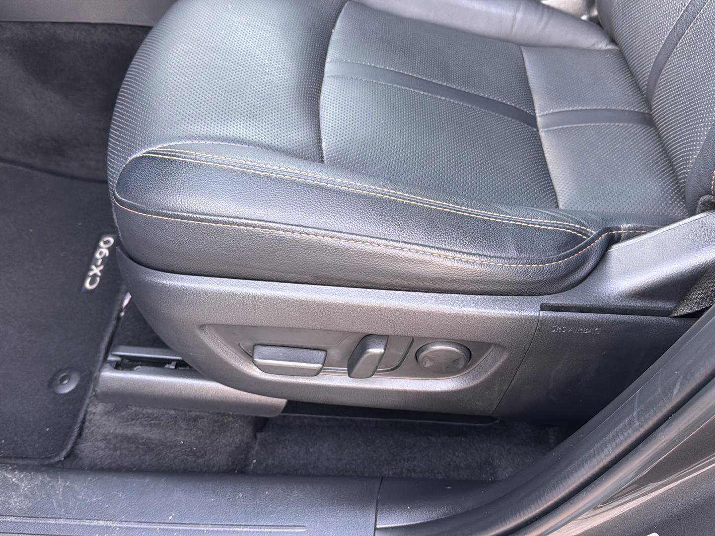 Used 2024 MAZDA CX-90 Plug-In Hybrid w/ Premium Pkg image 28