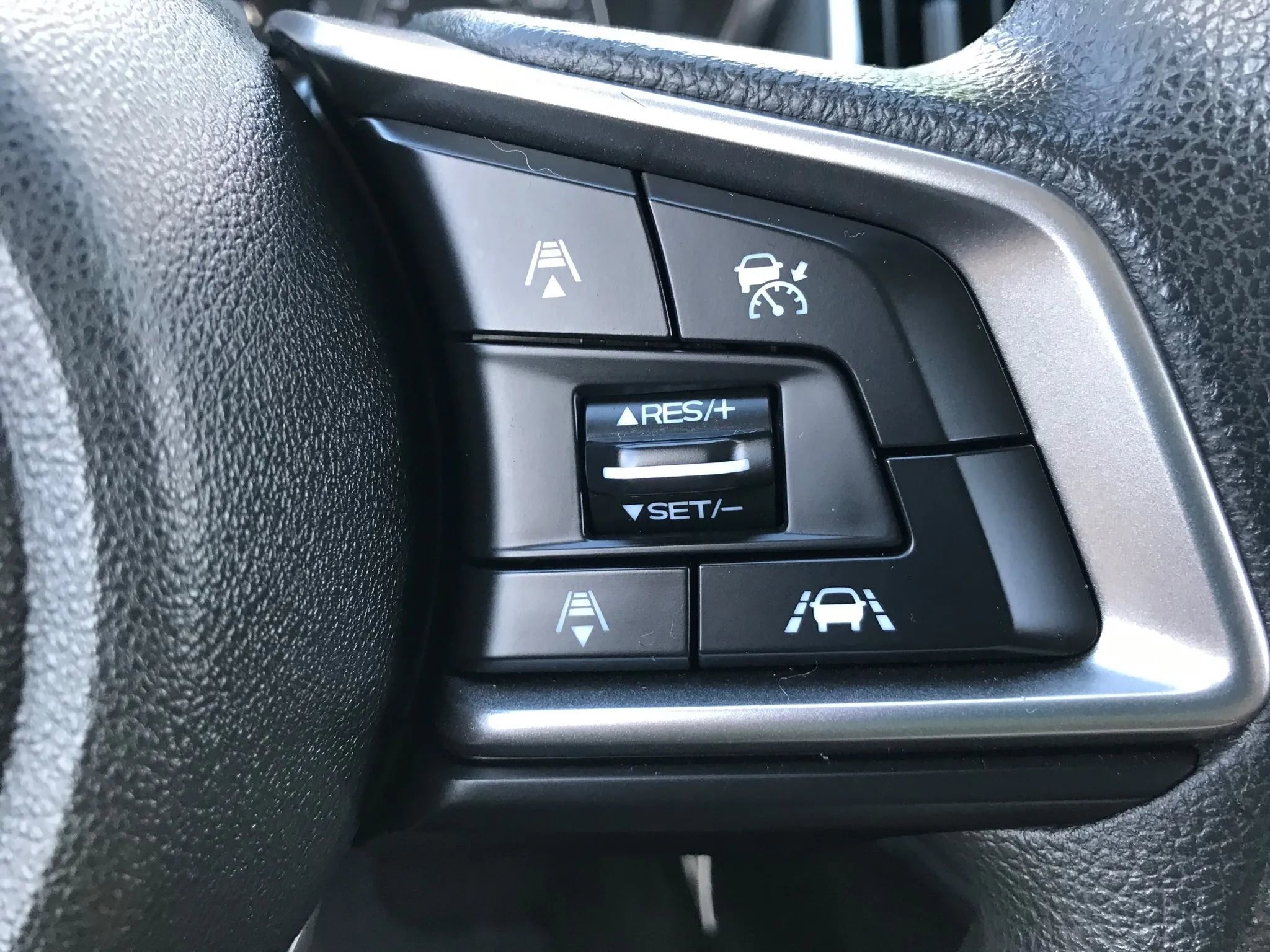 Used 2020 Subaru Impreza 2.0i Premium image 17