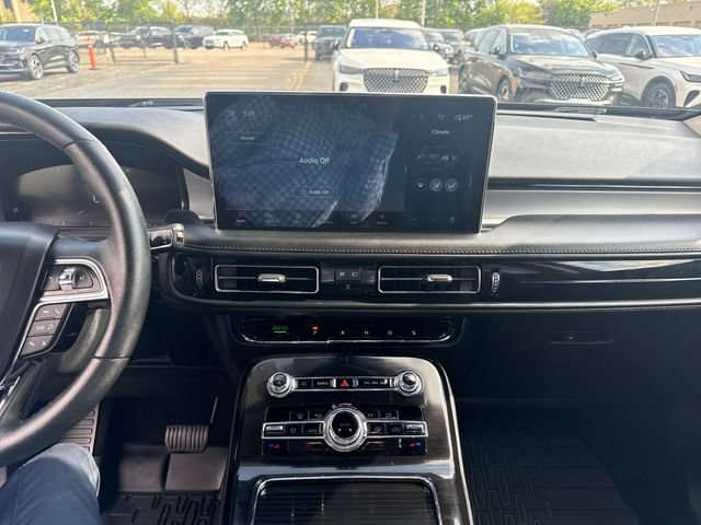 Certified 2023 Lincoln Nautilus AWD w/ Premium Package image 21