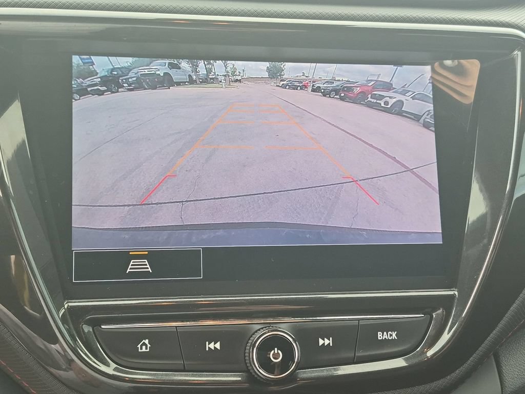 Used 2023 Chevrolet TrailBlazer RS w/ Sun and Liftgate Package FWD image 17