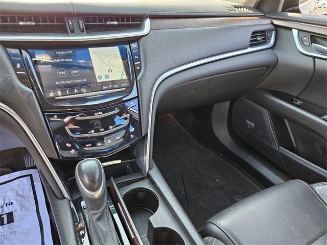 Used 2019 Cadillac XTS Luxury image 21
