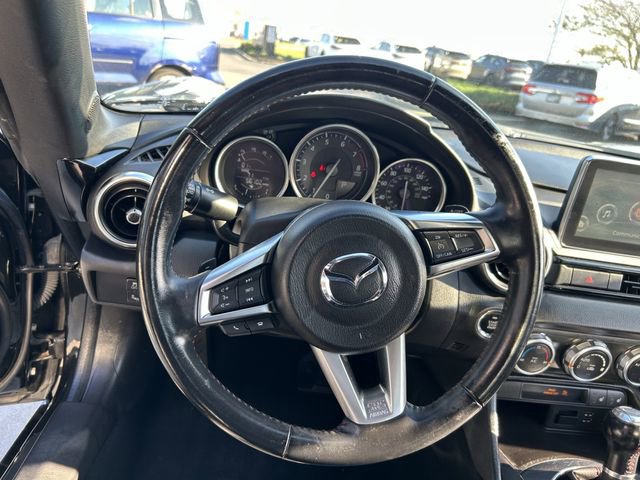 Used 2017 MAZDA MX-5 Miata Grand Touring RWD image 13