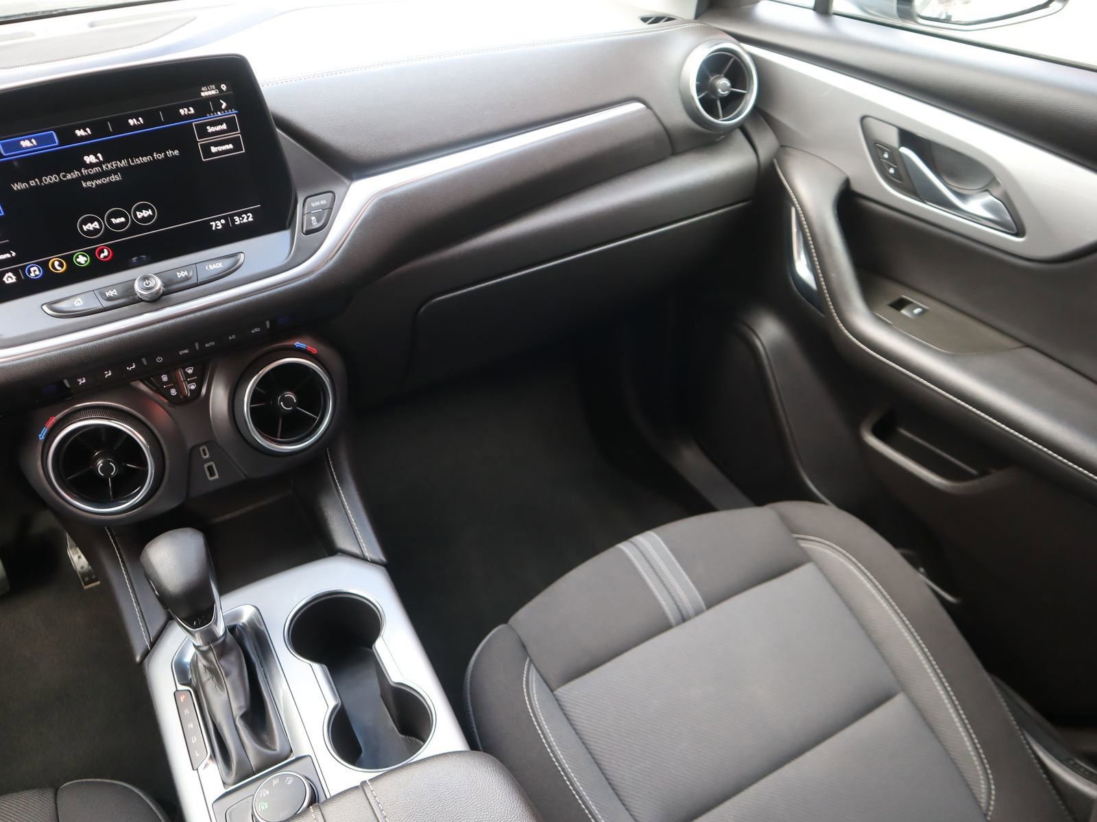 Used 2023 Chevrolet Blazer LT image 41