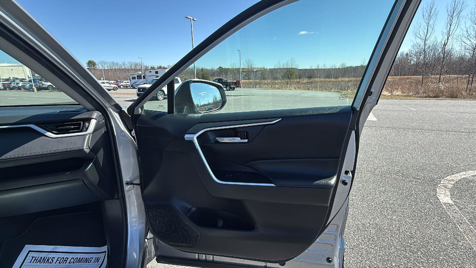 Used 2022 Toyota RAV4 XLE w/ Convenience Package image 16