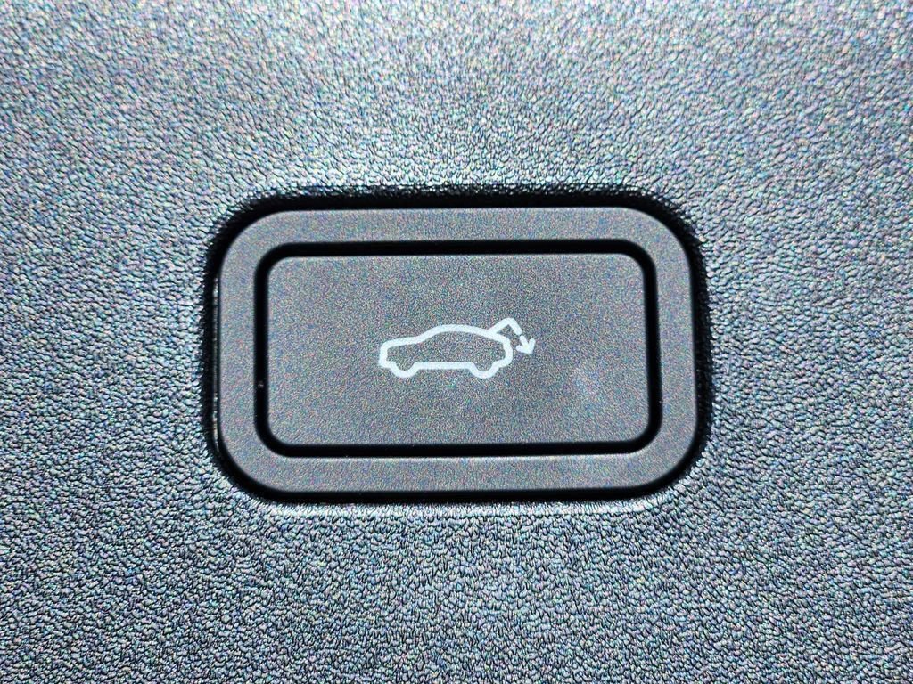 New 2026 Volvo EX30 Plus w/ Climate Package AWD/4WD image 24