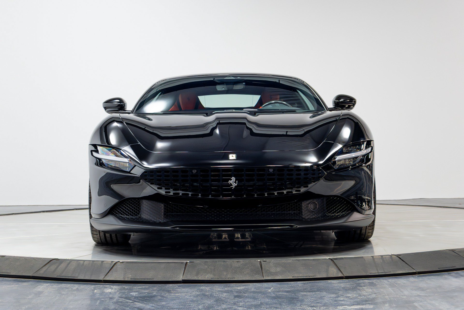 Used 2022 Ferrari Roma RWD image 42
