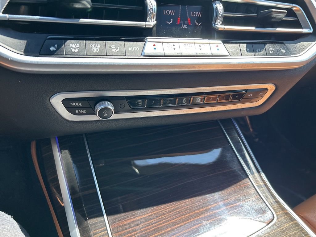 Used 2021 BMW X7 xDrive40i w/ M Sport Package image 47