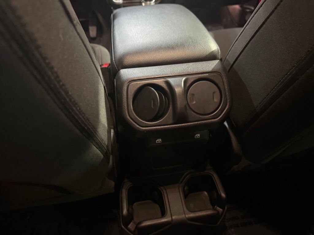 Used 2022 Jeep Gladiator Sport AWD/4WD image 24