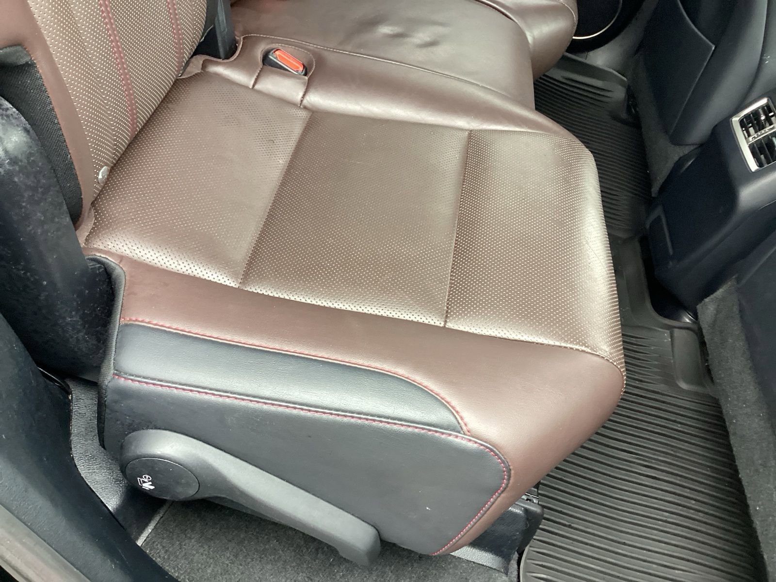 Used 2018 Lexus RX 350L FWD image 23