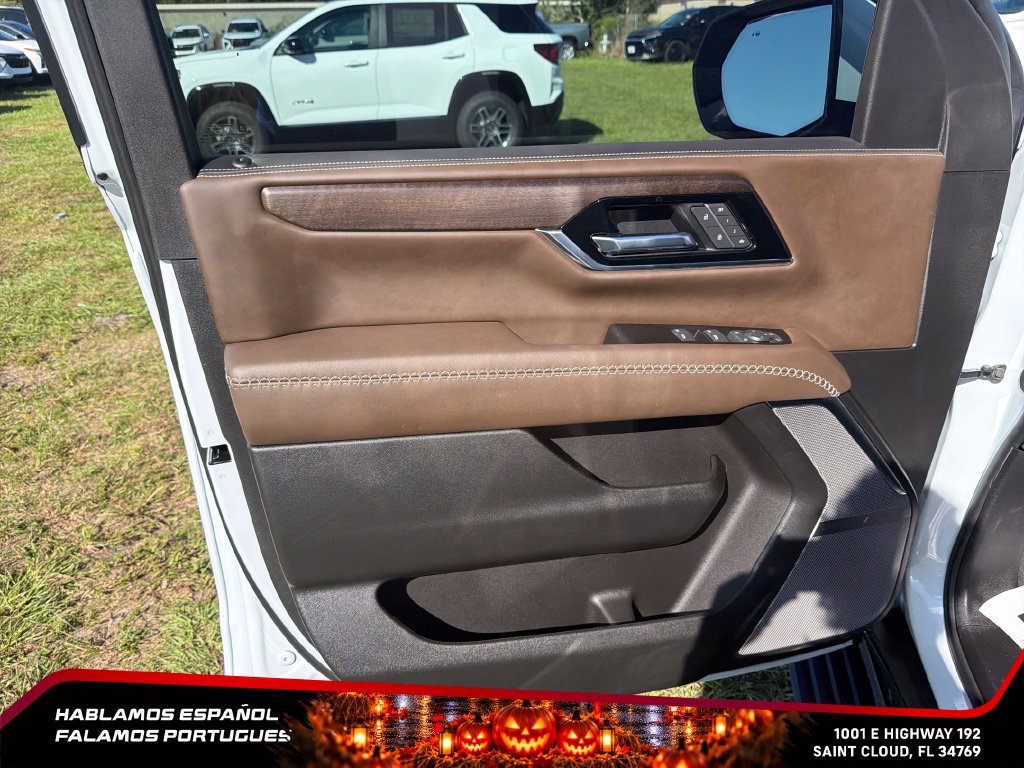 Used 2026 GMC Yukon Denali Ultimate AWD/4WD image 12